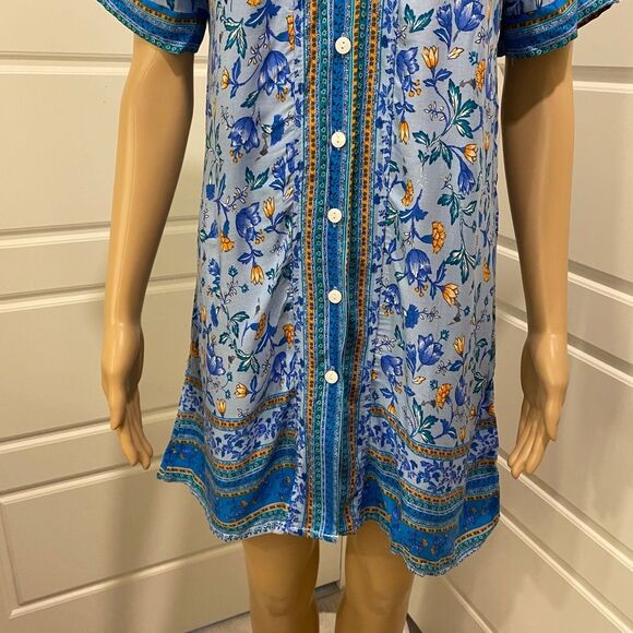 Women's Button Down Floral Dress. Blue. Small. Lightweight. Comfy. ResortWear. - Picture 3 of 15